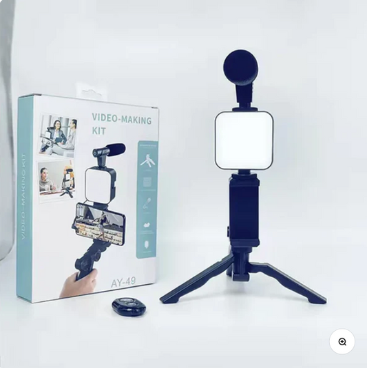 Kit Vidéo de Complet pour smartphone- Lumière, Micro & Trépied